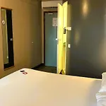 Ibis Centre Hotel 2*