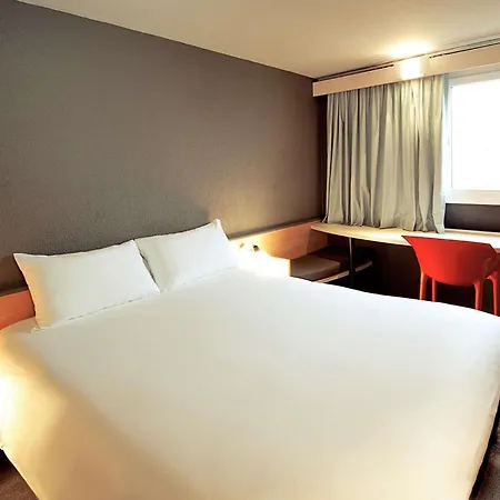 Ibis Centre Hotel
