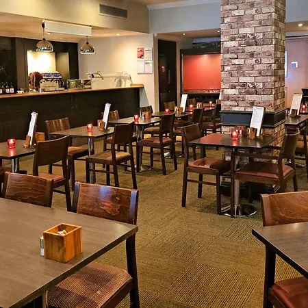 Ibis Centre 2*