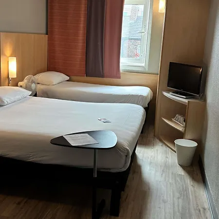 Ibis Centre 2*