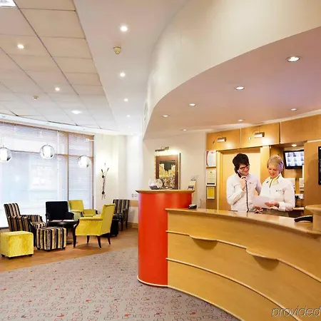 Ibis Centre