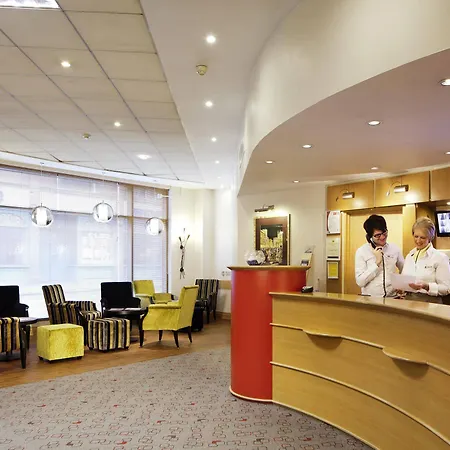 ホテル Ibis Centre 2*