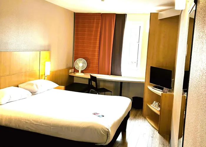 Hotel Ibis Centre 2*